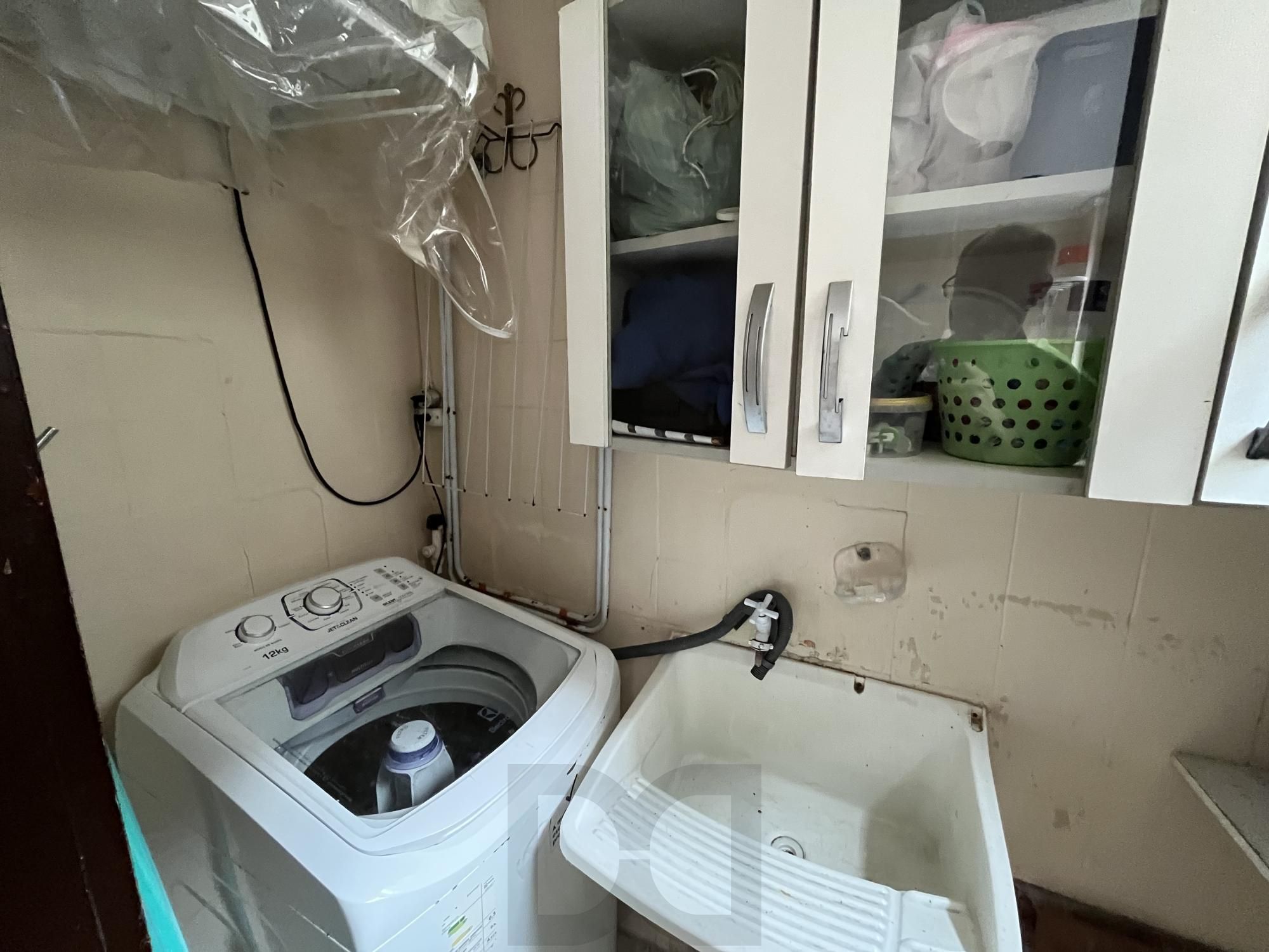 Apartamento de dois quartos com suíte no bairro Menino Deus em Porto Alegre — foto 5