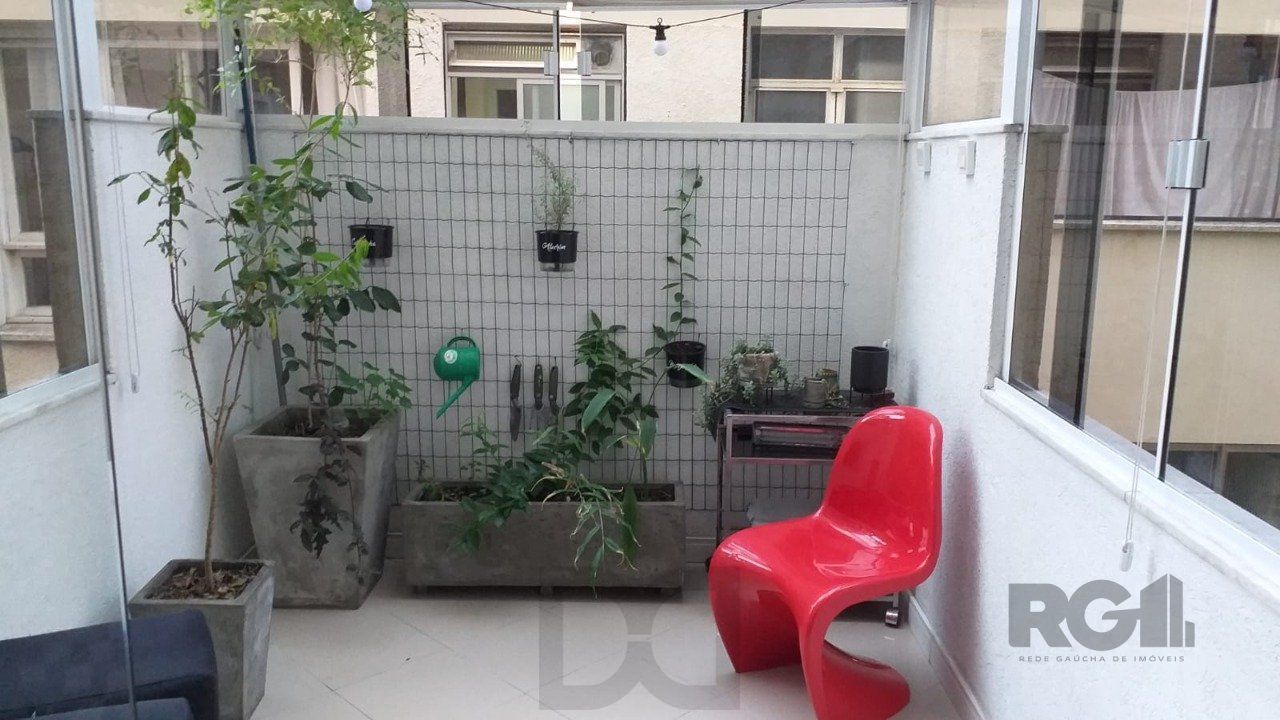 Ótimo Loft ou 1 dormitório e gabinete garagem no Rio Branco — foto 8