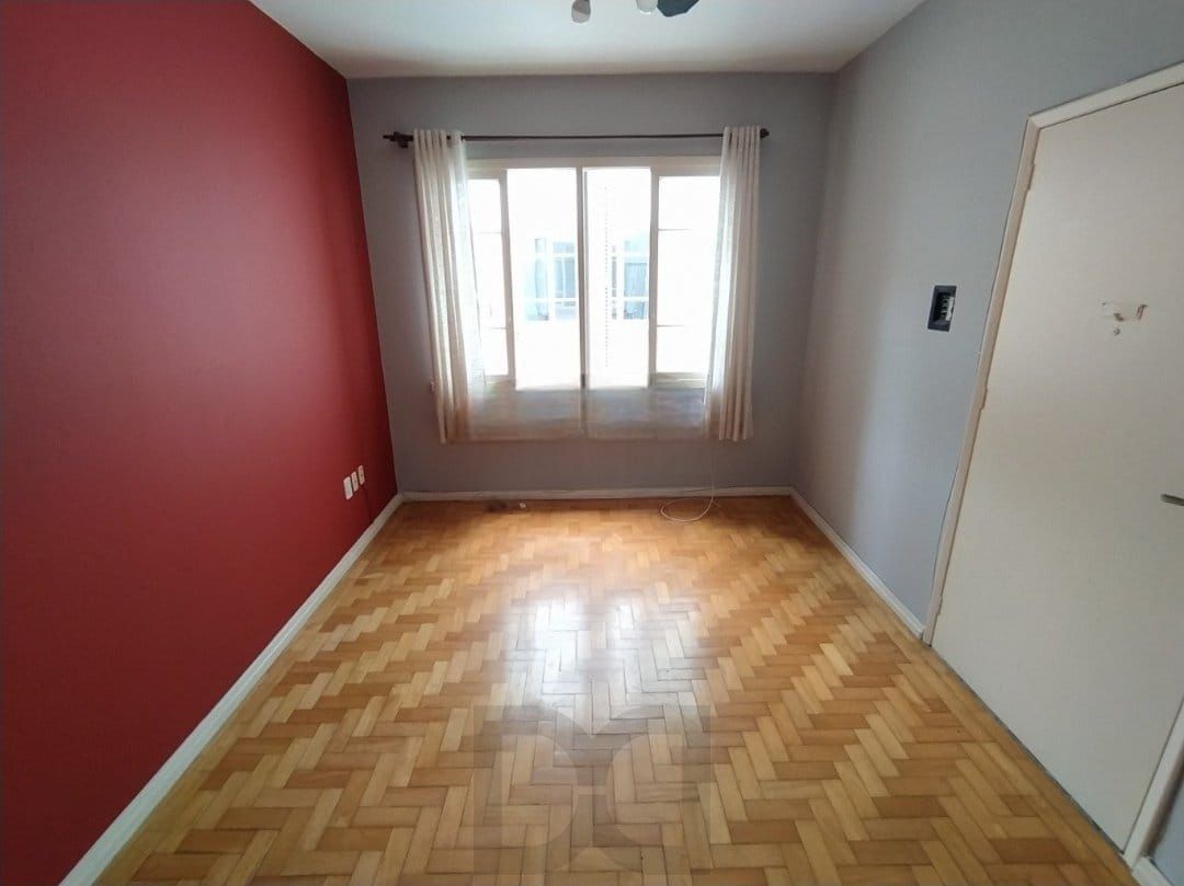 Apartamento de dois quartos no bairro Bom Fim em Porto Alegre — foto 16