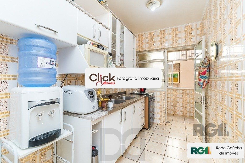 Apartamento 2 dormitórios, 83 m² de área privativa e 1 vaga(s) de garagem. Localizado na Rua/Av. Coronel Lucas De Oliveira, no bairro Petropolis em Porto Alegre. — foto 7