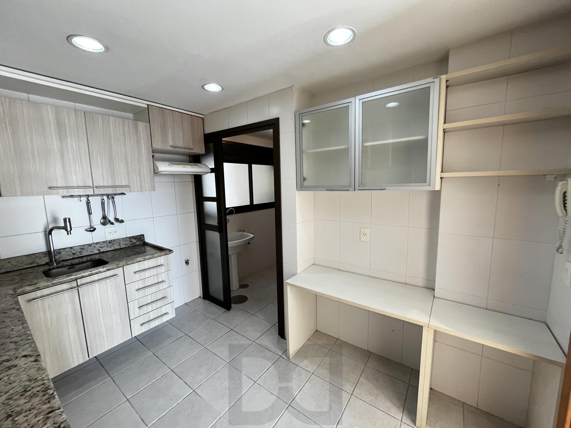 Apartamento de 3 quartos, suíte, 2 vagas de garagem no bairro Menino Deus em POA — foto 9