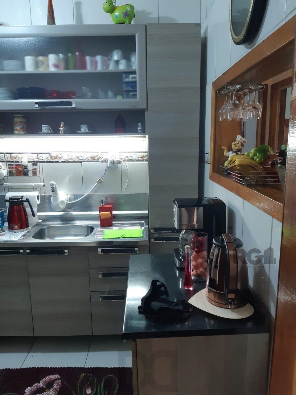 Apartamento térreo de dois dormitórios no bairro Santa Rosa de Lima em Porto Alegre. — foto 10