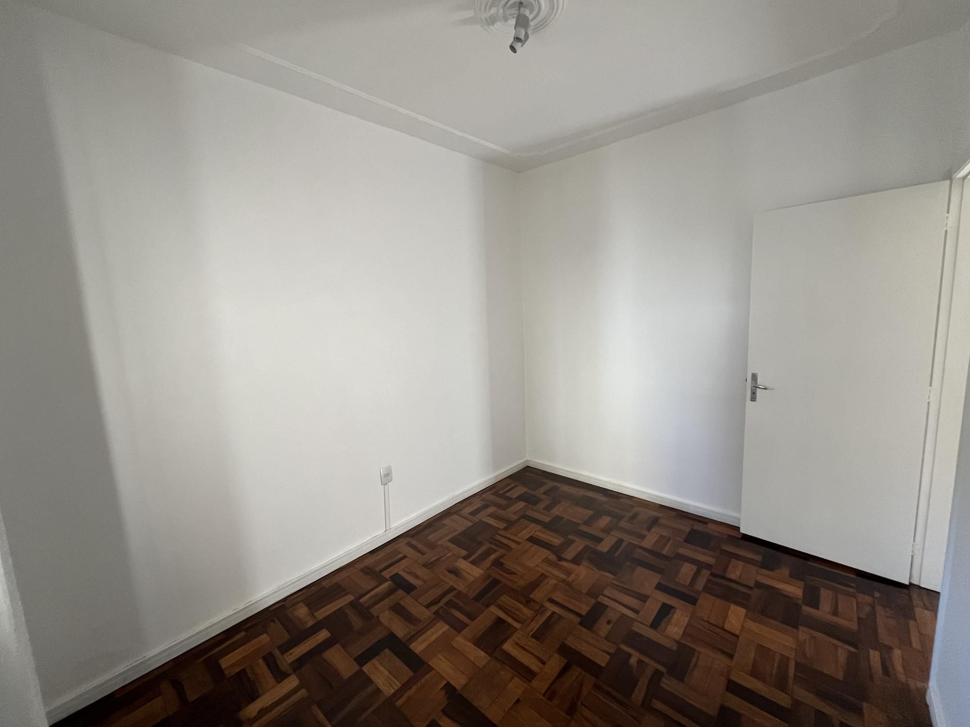 Reformado! Apartamento de 2 quartos no centro de Porto Alegre — foto 9