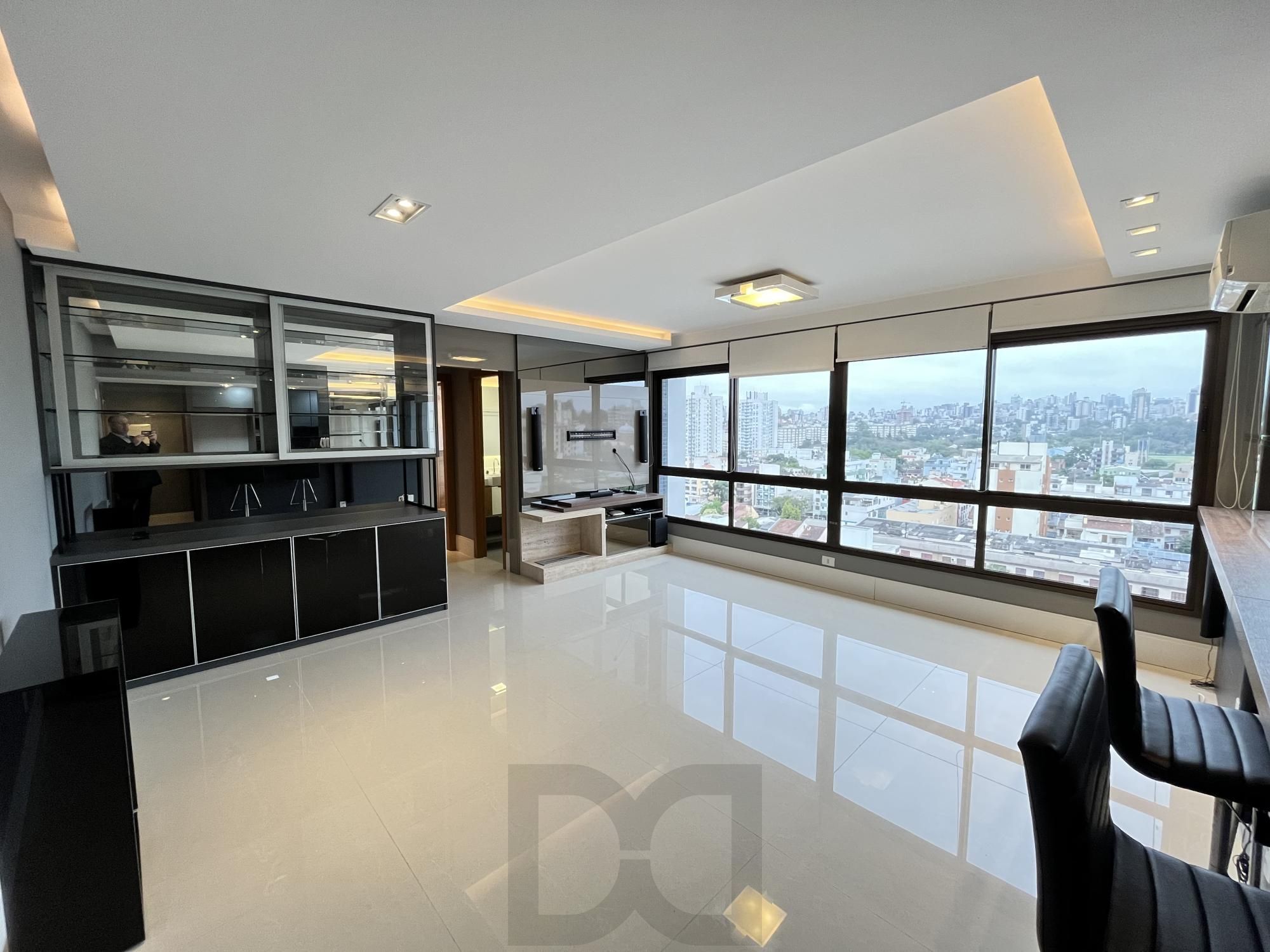 Apartamento de 2 quartos, suíte e 2 vagas de garagem bairro Jardim Botânico POA — foto 6