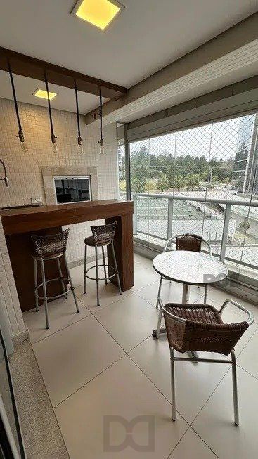 Apartamento 2 dormitórios, sendo 1 suíte, 77 m² de área privativa e 2 vaga(s) de garagem. Localizado na Rua Mario Antunes da Cunha, no bairro Petrópolis em Porto Alegre. — foto 31