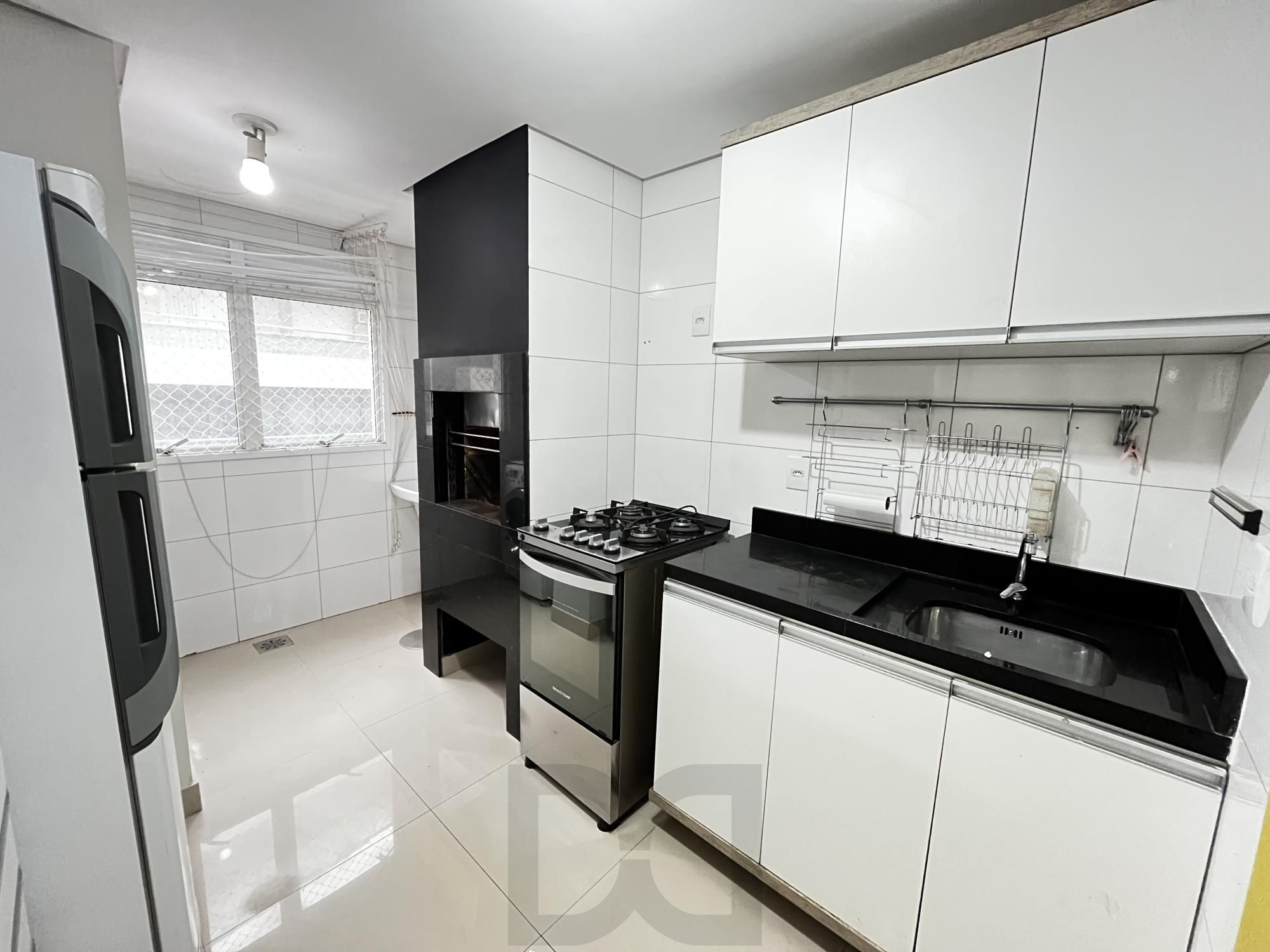 Apartamento de 2 quartos, suíte e 1 vaga de garagem no bairro Santana em POA/RS — foto 7