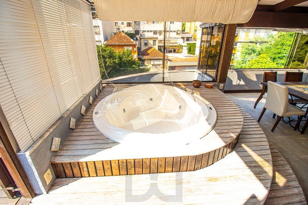 Cobertura para Venda - 116.36m², 2 dormitórios, sendo 1 suites, 1 vaga - Petrópolis — foto 9