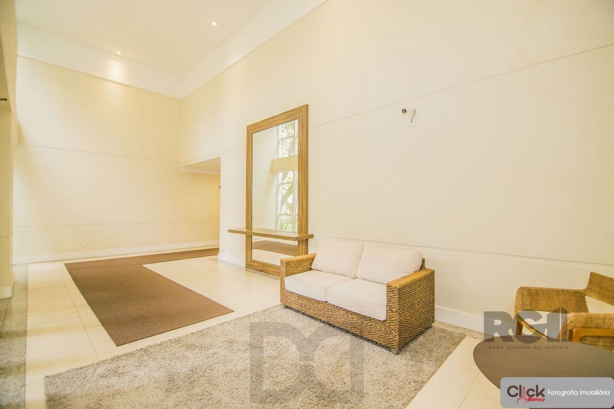 Apartamento 3 dormitórios, suíte, 2 vagas. Andar alto, vista para infraestrutura do condomínio. Semi-mobiliado. — foto 4