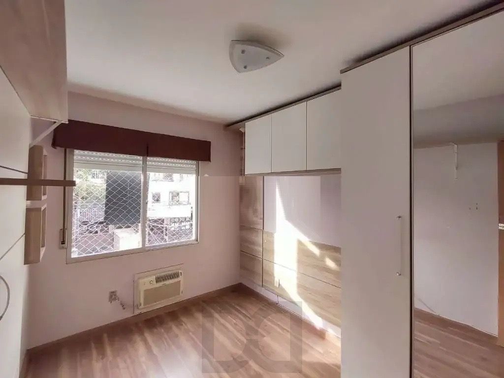Apartamento de dois quartos no bairro Rio Branco em Porto Alegre — foto 13