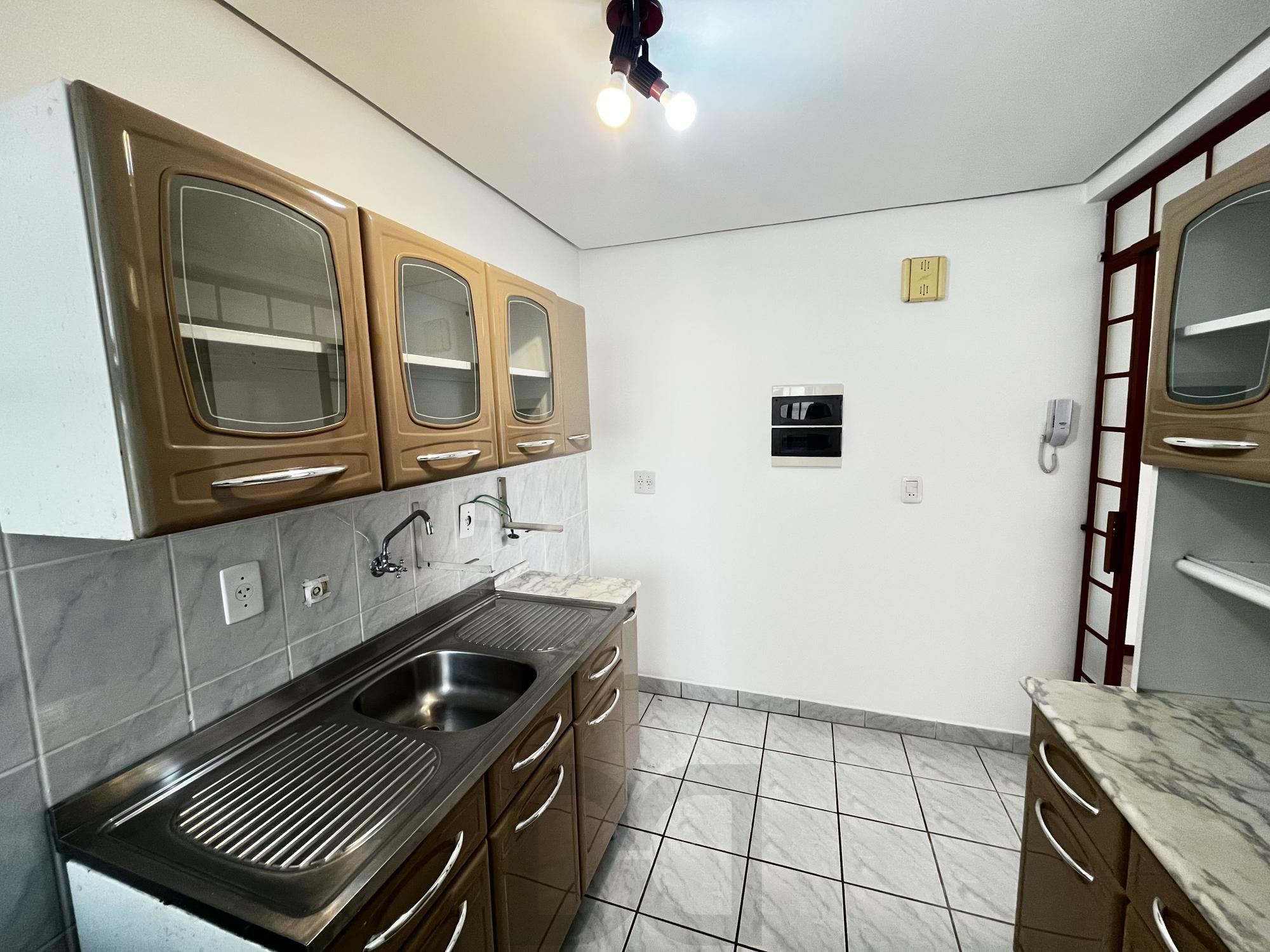 Apartamento de 3 quartos, suíte e 1 vaga de garagem no bairro Cidade Baixa POA — foto 9