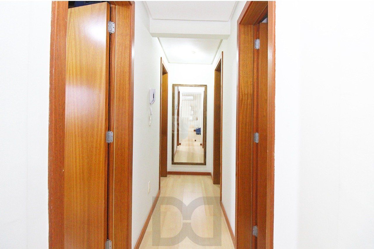 Apartamento de três dormitórios, suíte e uma vaga de garagem no bairro Santana — foto 12