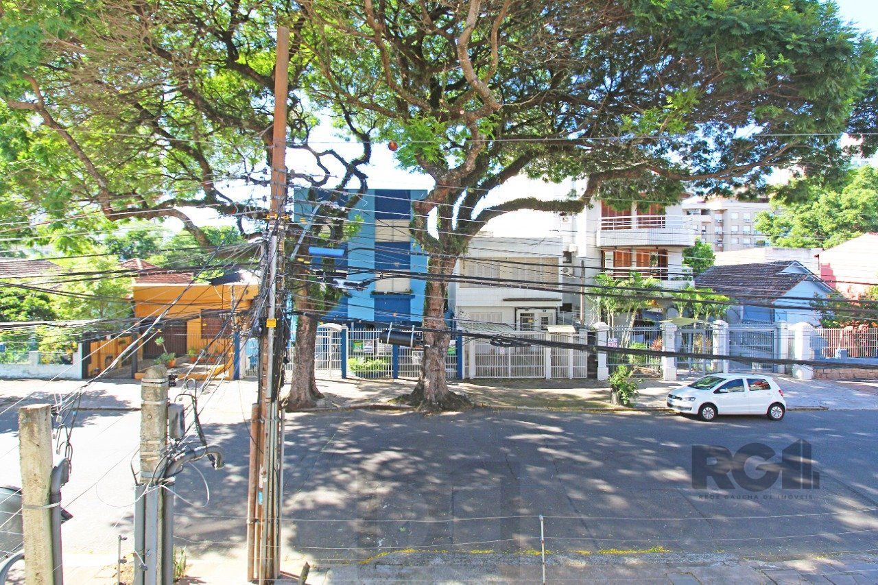 Apartamento de 2 dormitórios e 1 vaga de garagem no bairro Santana em PoA — foto 17