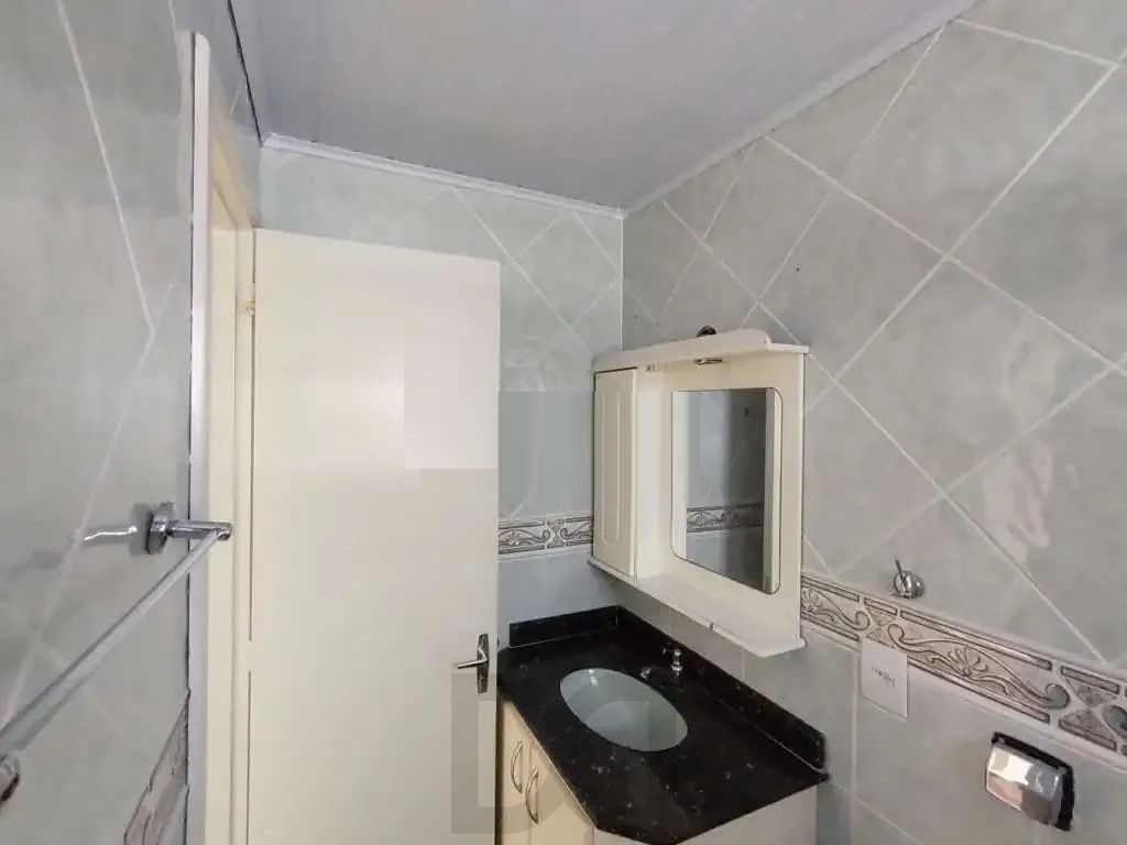 Apartamento de dois quartos no bairro Rio Branco em Porto Alegre — foto 3
