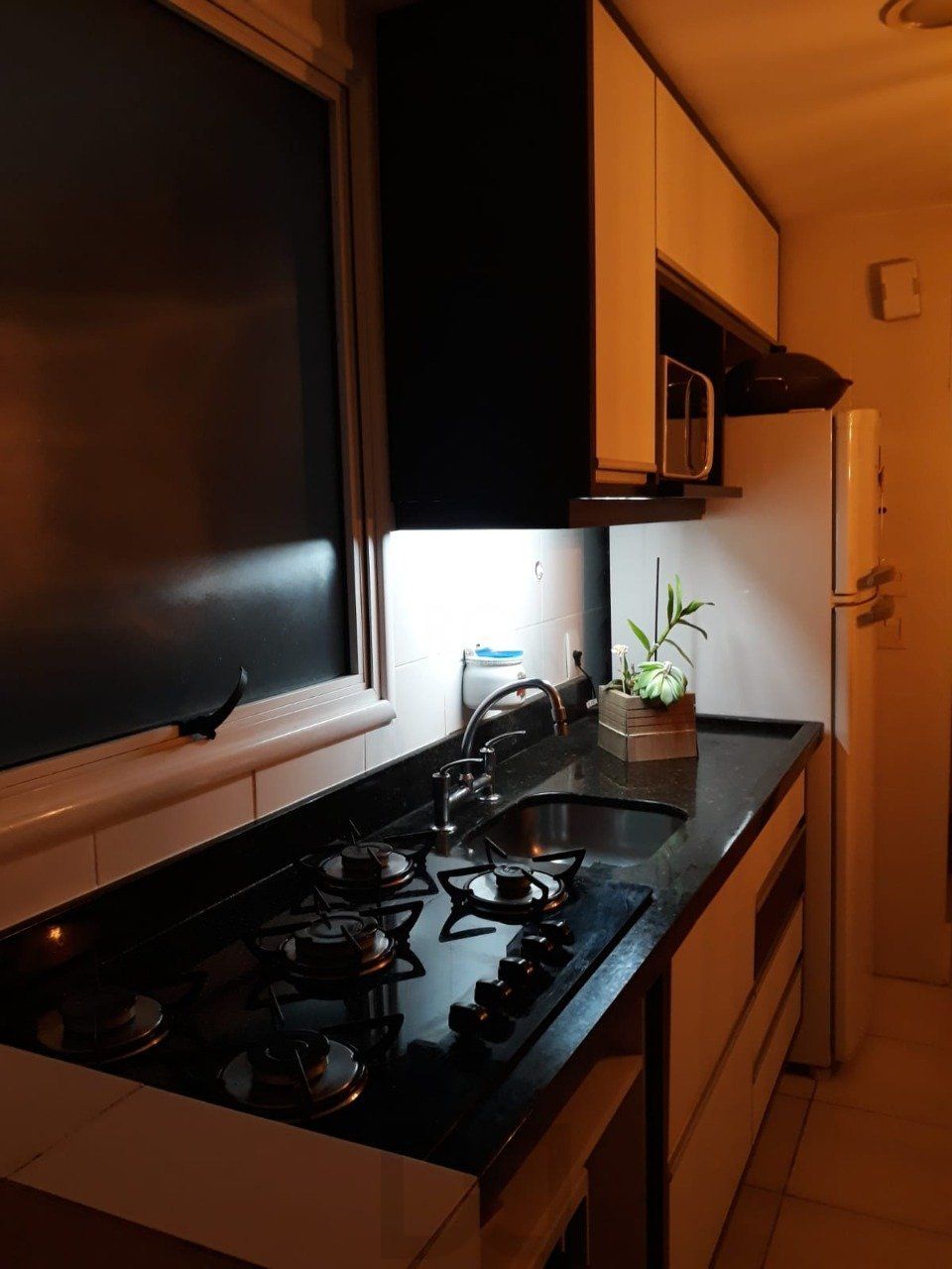 Apartamento de três dormitórios, suíte e uma vaga de garagem no bairro Cristo Redentor em Porto Alegre. — foto 16