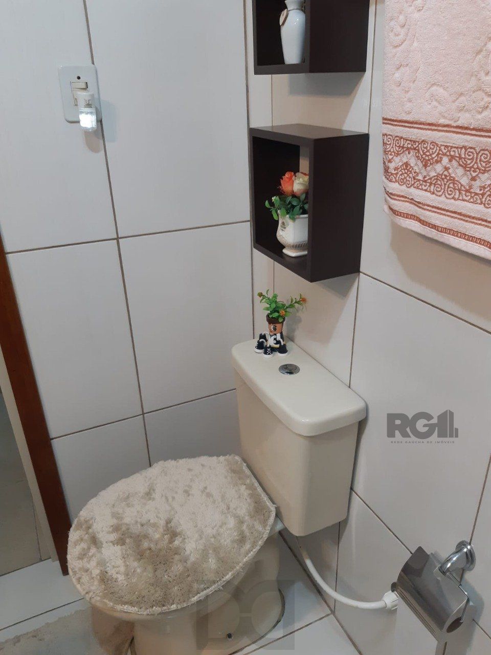 Apartamento térreo de dois dormitórios no bairro Santa Rosa de Lima em Porto Alegre. — foto 14