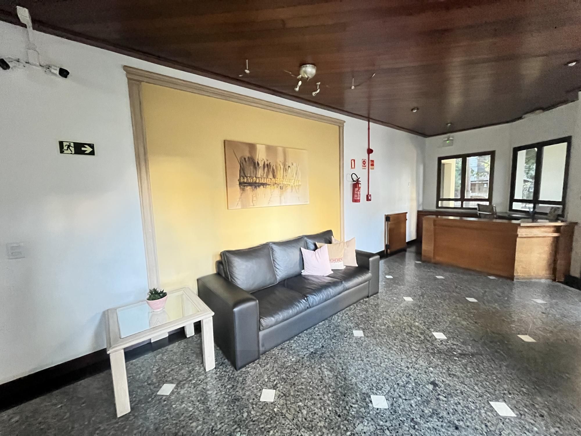 Cobertura de 3 quartos, suíte e 1 vaga de garagem no bairro Menino Deus — foto 5