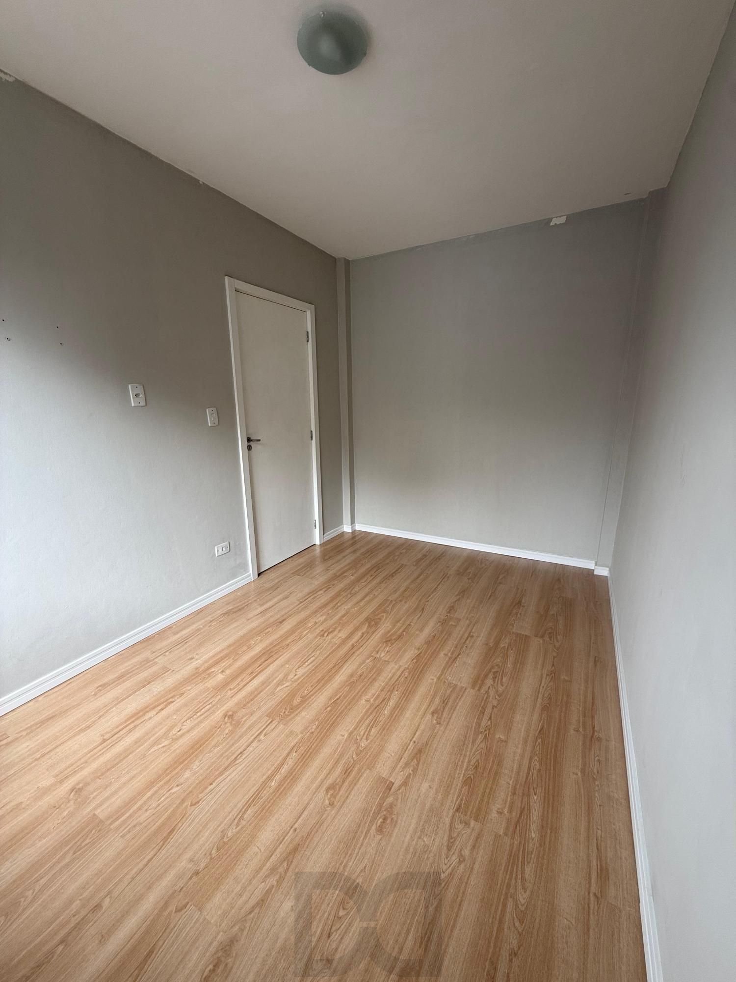 Apartamento de um quarto no bairro Cristal - estacionamento rotativo — foto 2