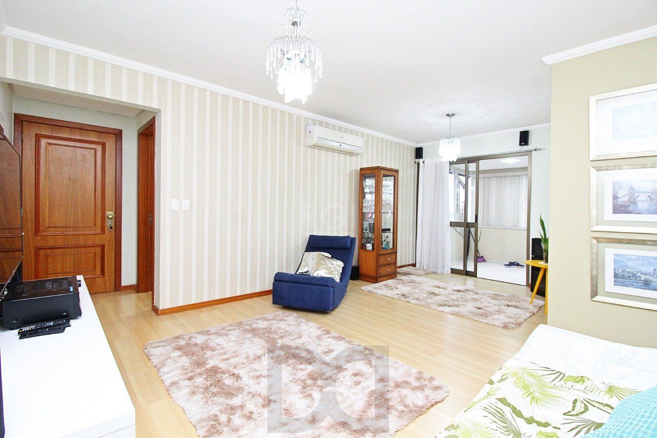 Apartamento de três dormitórios, suíte e uma vaga de garagem no bairro Santana — foto 16