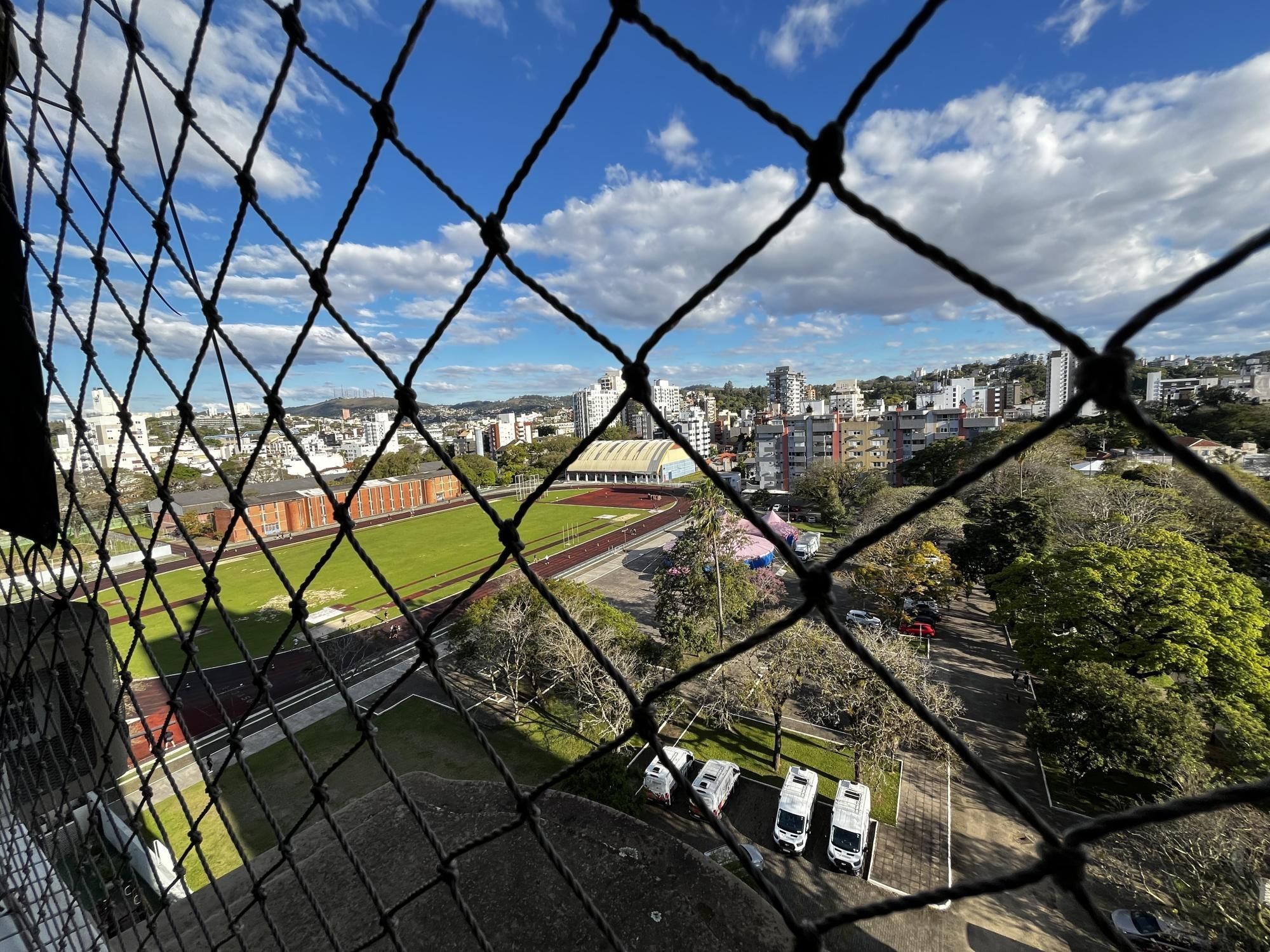 Apartamento de 3 quartos, suíte, 2 vagas de garagem no bairro Menino Deus em POA — foto 22