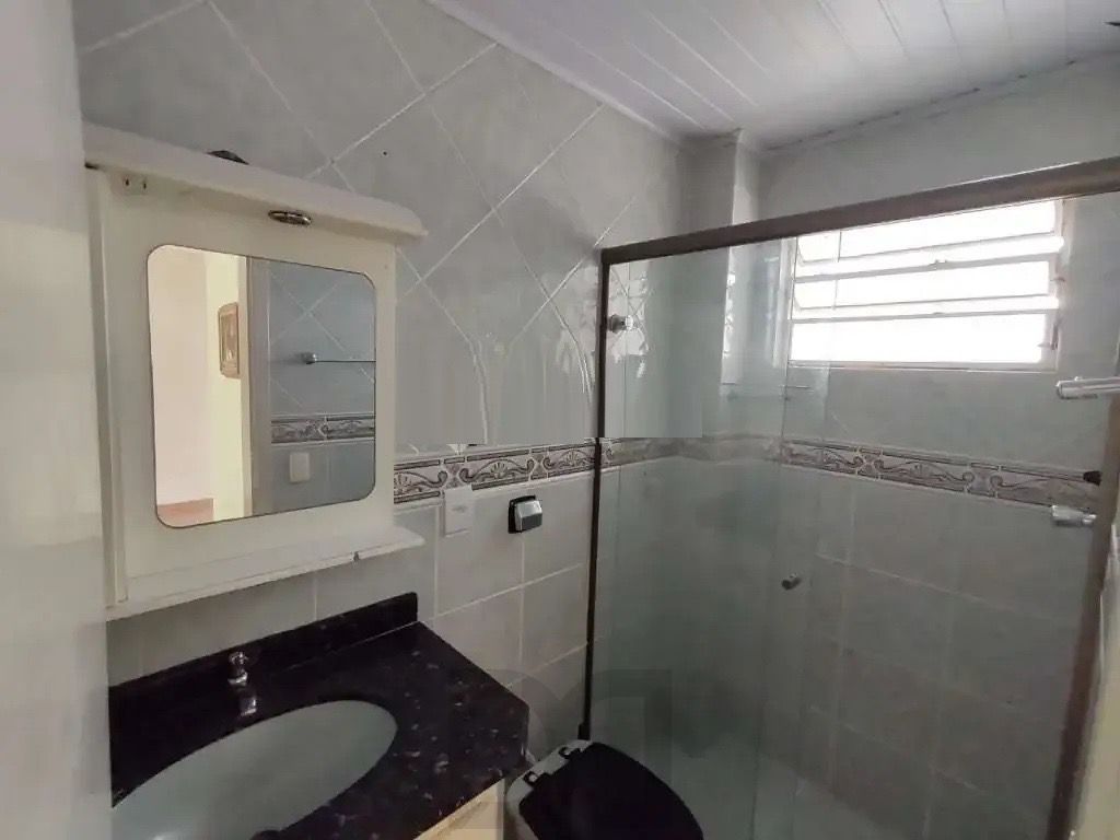 Apartamento de dois quartos no bairro Rio Branco em Porto Alegre — foto 9