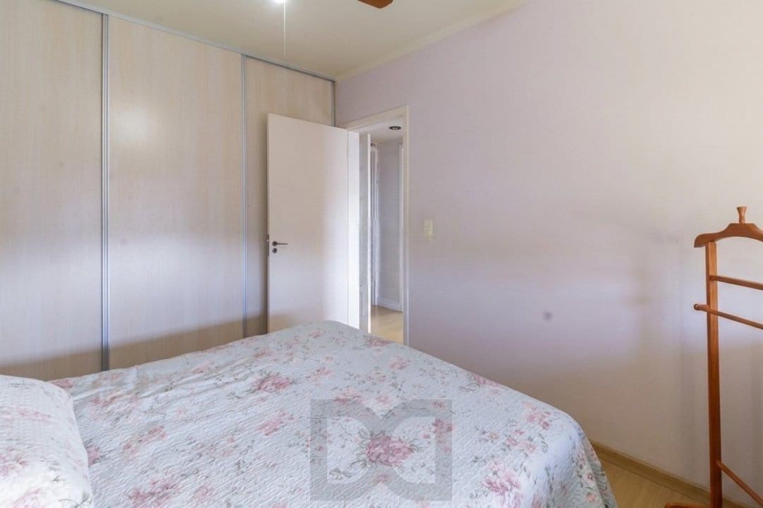 Apartamento de 2 quartos, 2 banheiros, elevador e garagem no bairro Higienópolis — foto 21