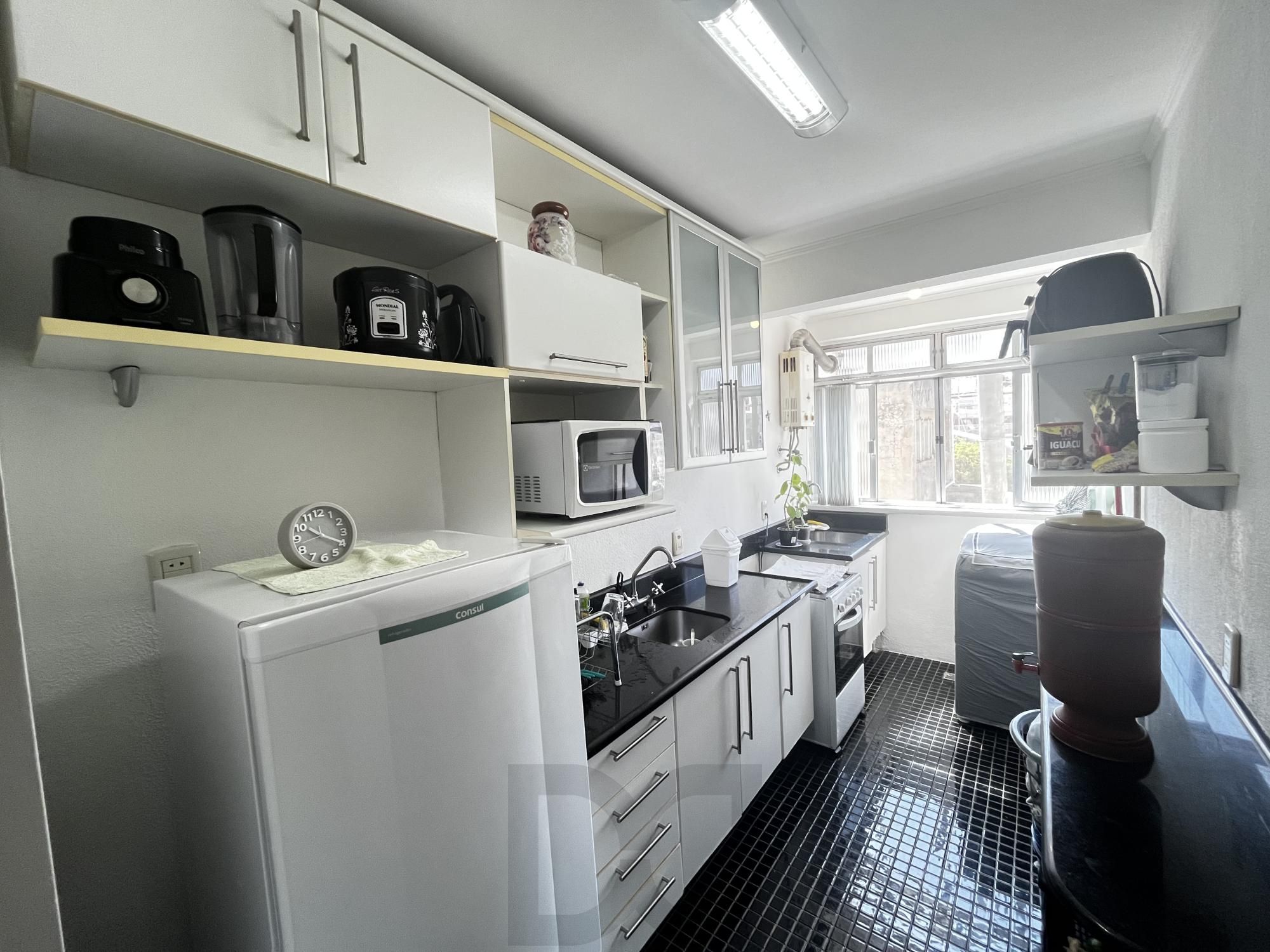 Apartamento de 2 quartos no bairro Menino Deus em Porto Alegre — foto 13