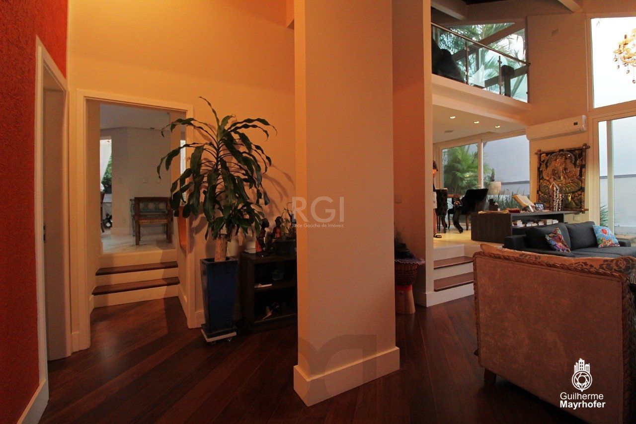 Casa para Venda - 650m², 4 dormitórios, sendo 3 suites, 4 vagas - Chácara das Pedras — foto 11