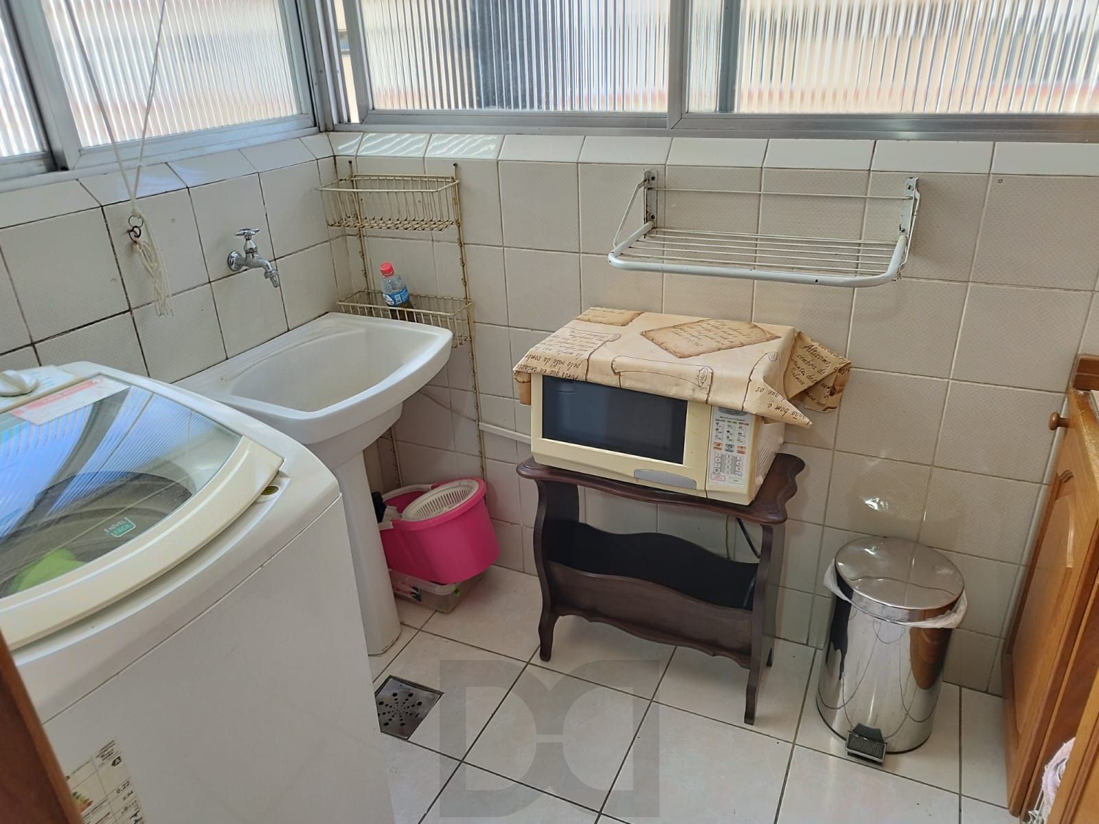 Apartamento 2 Dormitórios, 1 vaga Dupla de Garagem, Bairro Independência, Porto Alegre-RS — foto 11