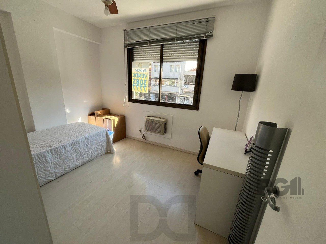 Apartamento de três quartos, suíte, churrasqueira e duas vagas de garagem (box duplo) no bairro Auxiliadora em Porto Alegre. — foto 9