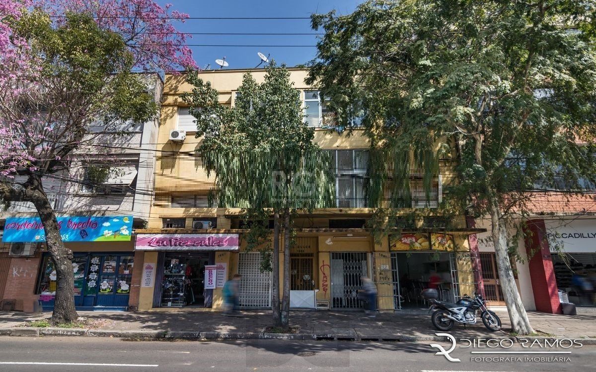 Venda de Apartamento no Bairro Petrópolis 108m² - 3 Dormitórios, varanda, Cozinha: Com churrasqueira e cooktop de 5 bocas. Apartamento no bairro Petrópolis com 3 amplos dormitórios, sendo 2 de frente — foto 1