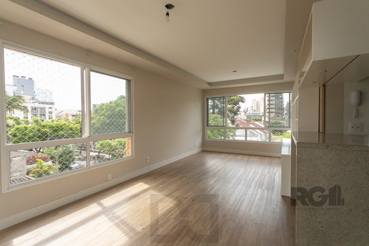 Apartamento semimobiliado e decorado no bairro Auxiliadora, com 91 m² — foto 4