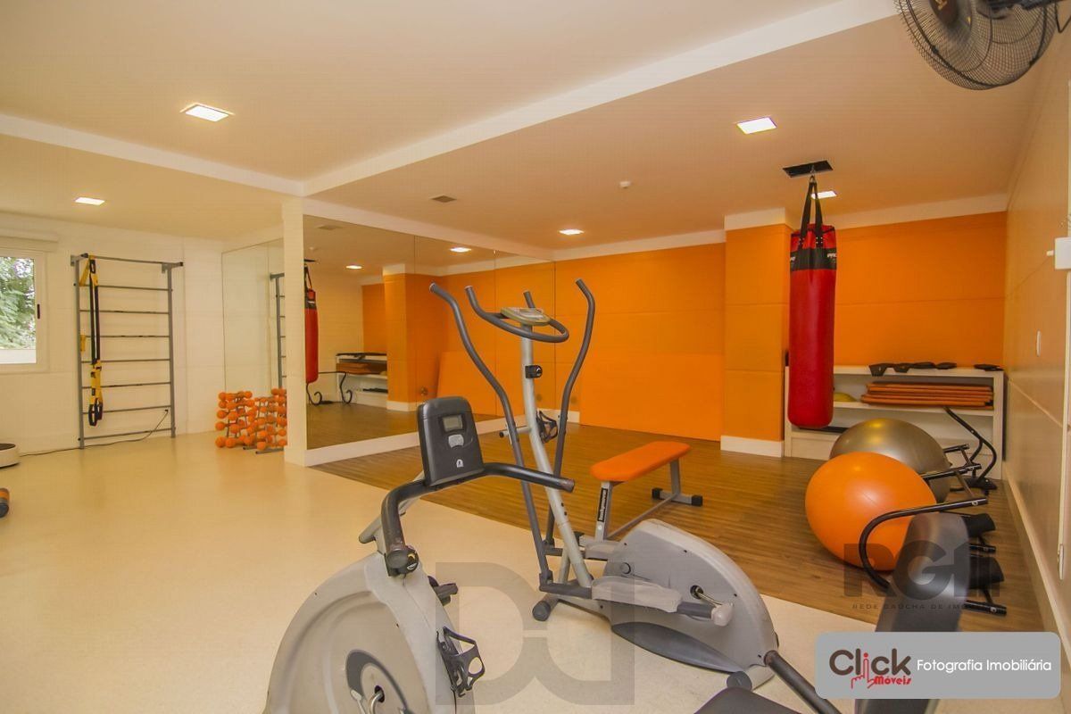 Apartamento 3 dormitórios, suíte, 2 vagas. Andar alto, vista para infraestrutura do condomínio. Semi-mobiliado. — foto 41