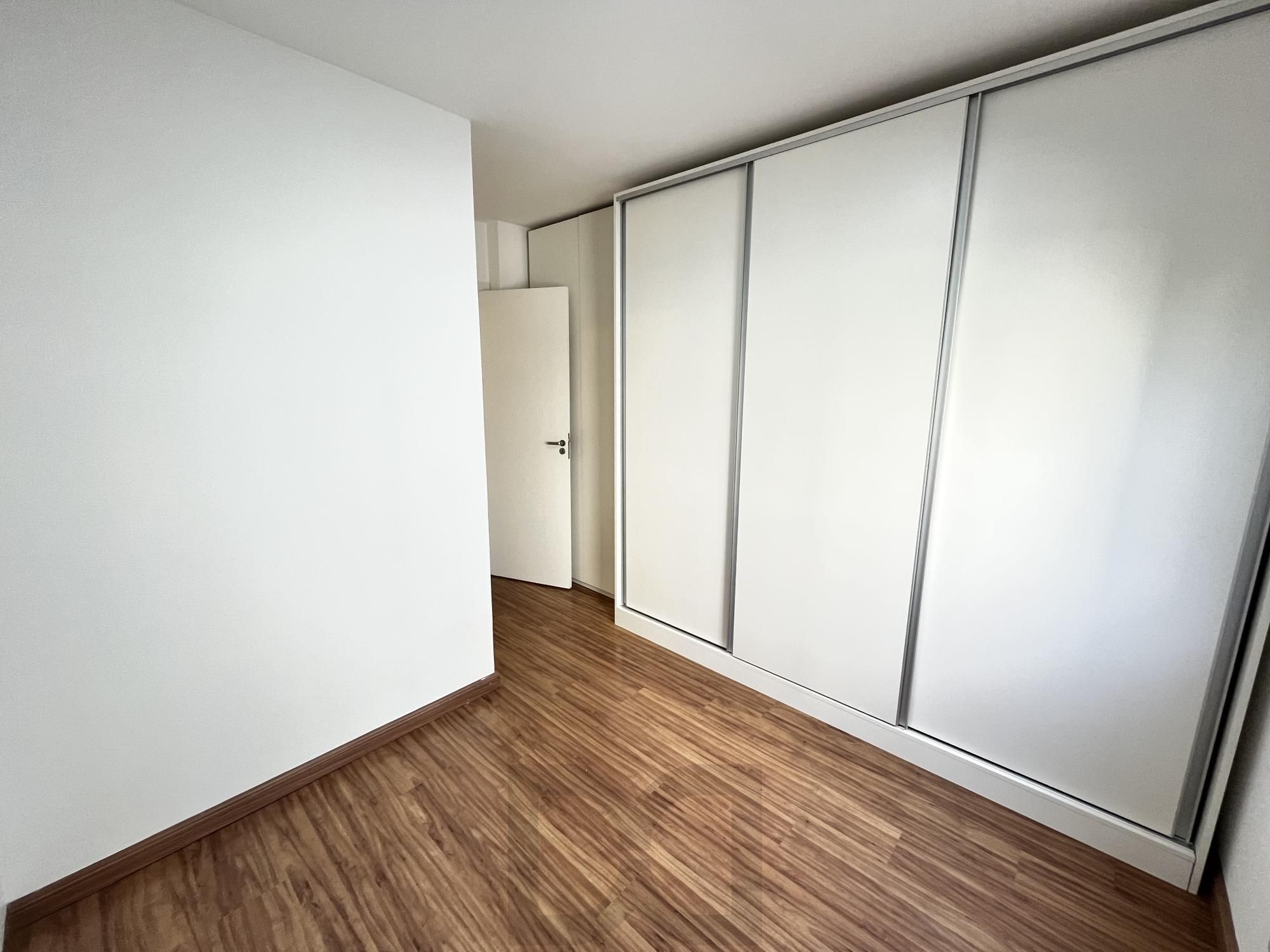 Apartamento de 2 quartos, suite e com uma vaga de garagem — foto 22