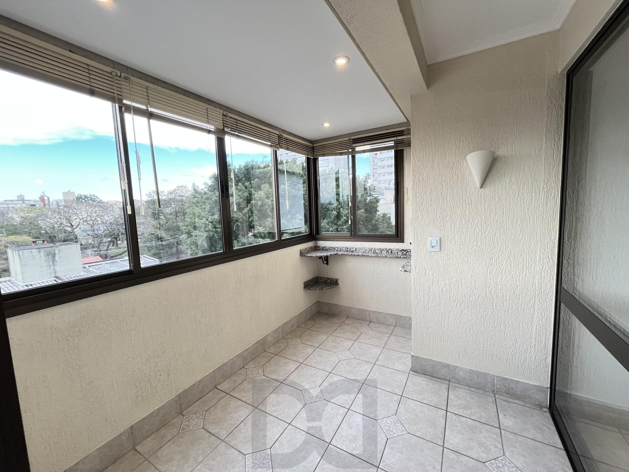 Apartamento de 3 quartos, suíte e 2 vagas de garagem no bairro Passo da Areia — foto 24