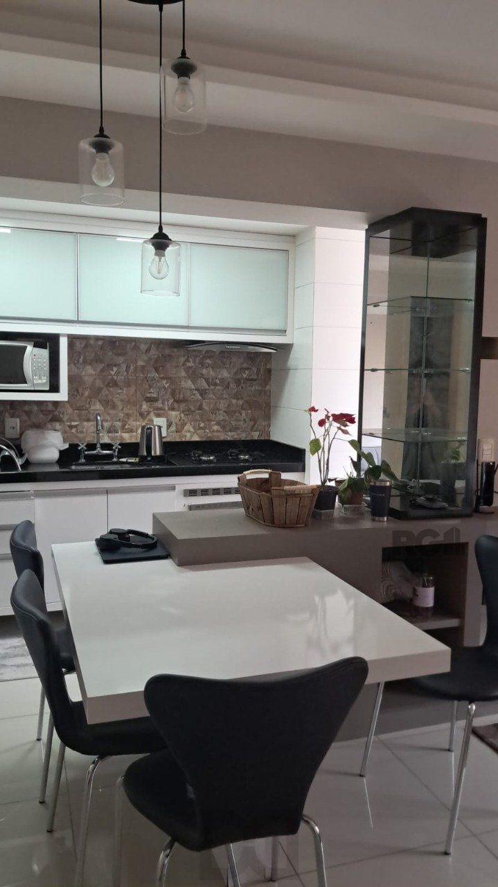 Oportunidade 1 dormitório com vaga próximo a todos os recursos do bairro. — foto 2
