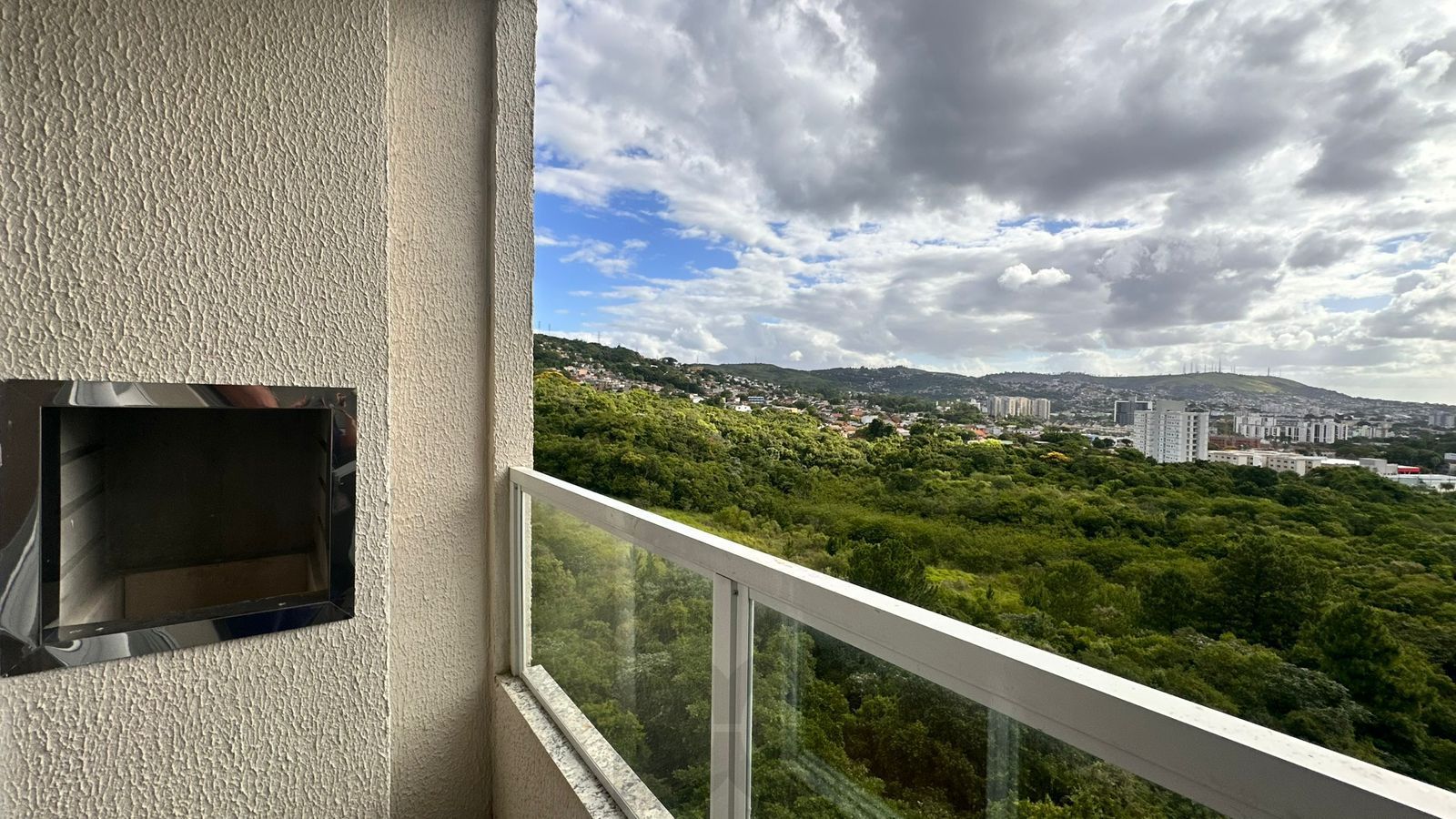 Apartamento Novo de dois dormitorios e duas vagas — foto 11