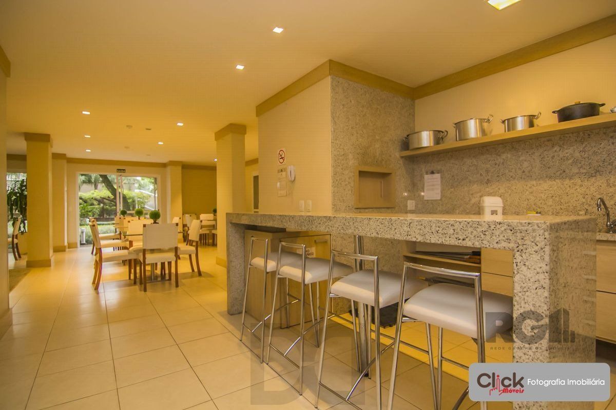 Apartamento 3 dormitórios, suíte, 2 vagas. Andar alto, vista para infraestrutura do condomínio. Semi-mobiliado. — foto 24