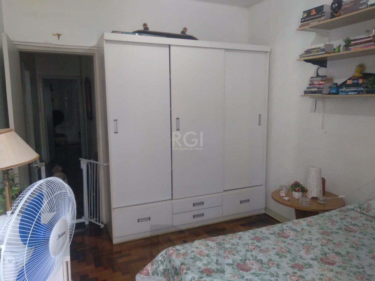 Amplo apartamento, 107 metros privativos. 3 dormitórios — foto 3