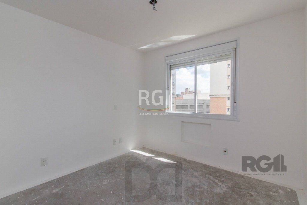 Apartamento para Venda - 82.5m², 3 dormitórios, sendo 1 suites, 1 vaga - Passo da Areia — foto 4