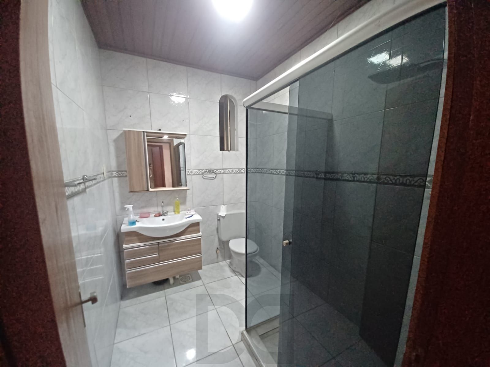 Casa de 3 quartos, suíte e patio no bairro Medianeira em POA — foto 11