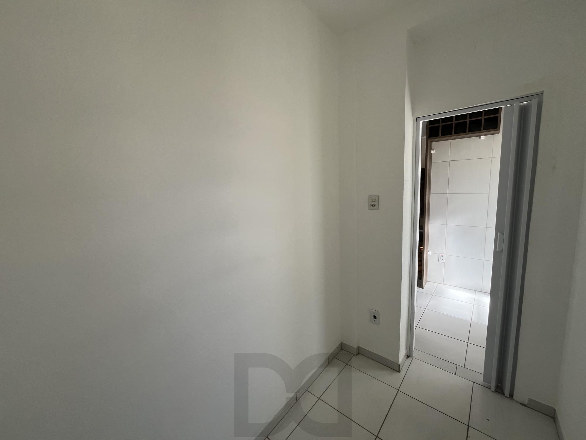 Reformado! Apartamento de 2 quartos no centro de Porto Alegre — foto 21