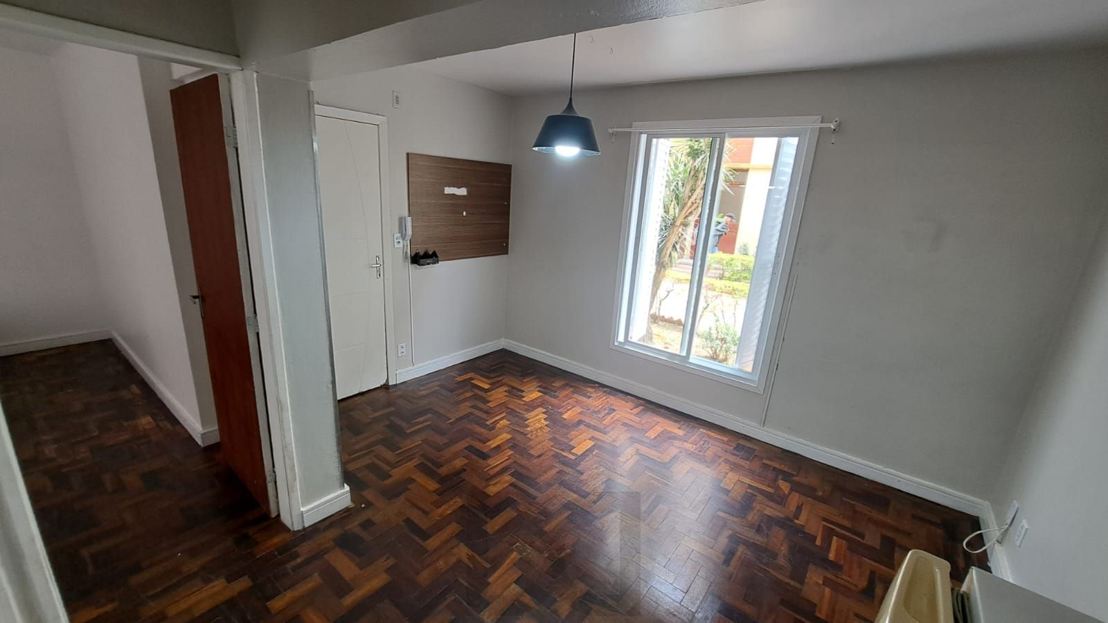 Apartamento de um quarto no bairro Menino Deus em Porto Alegre — foto 1