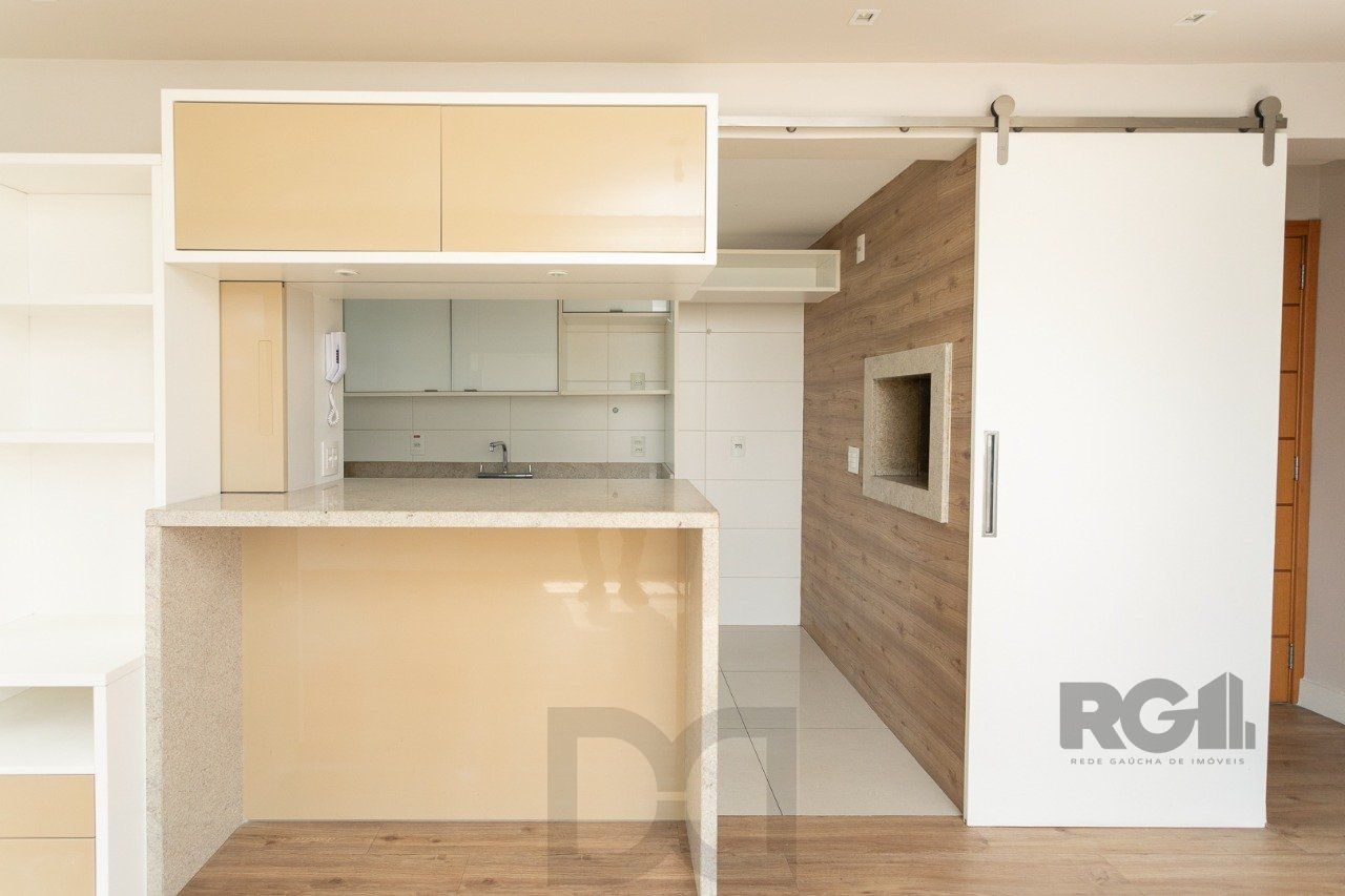 Apartamento semimobiliado e decorado no bairro Auxiliadora, com 91 m² — foto 10