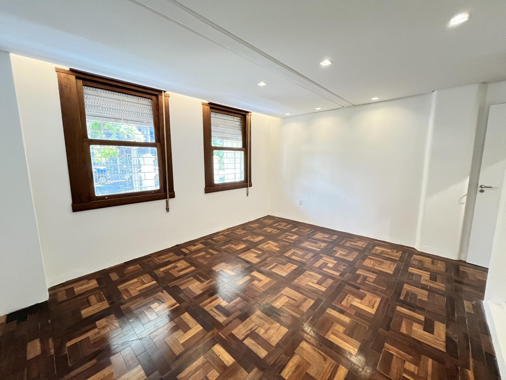 Apartamento reformado de 2 quartos no bairro Moinhos de Vento em POA — foto 17