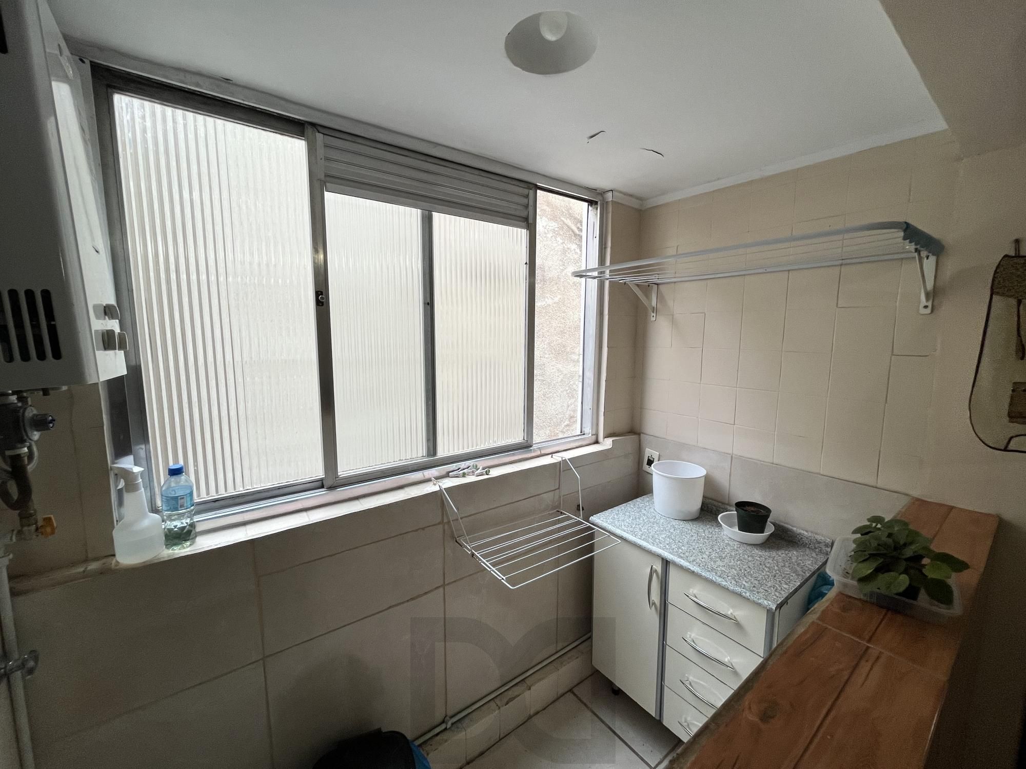 Apartamento de dois quartos com suíte no bairro Menino Deus em Porto Alegre — foto 7