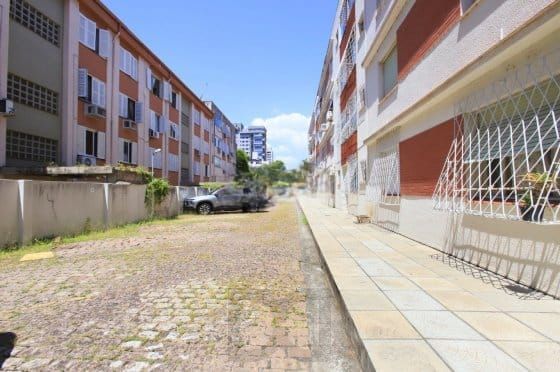 Apartamento de um quarto no bairro Menino Deus em Porto Alegre — foto 1
