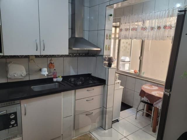 Apartamento de três dormitórios no bairro Rio Branco em Porto Alegre. — foto 14