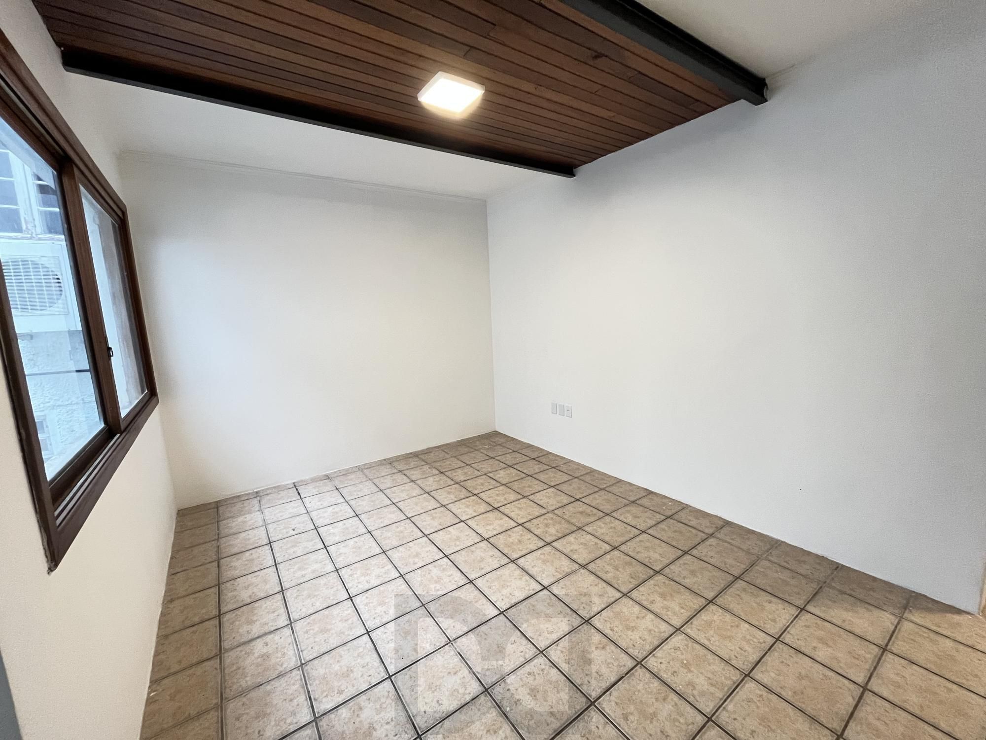 Apartamento de 2 quartos e 1 vaga de garagem no bairro Petrópolis Porto Alegre — foto 13