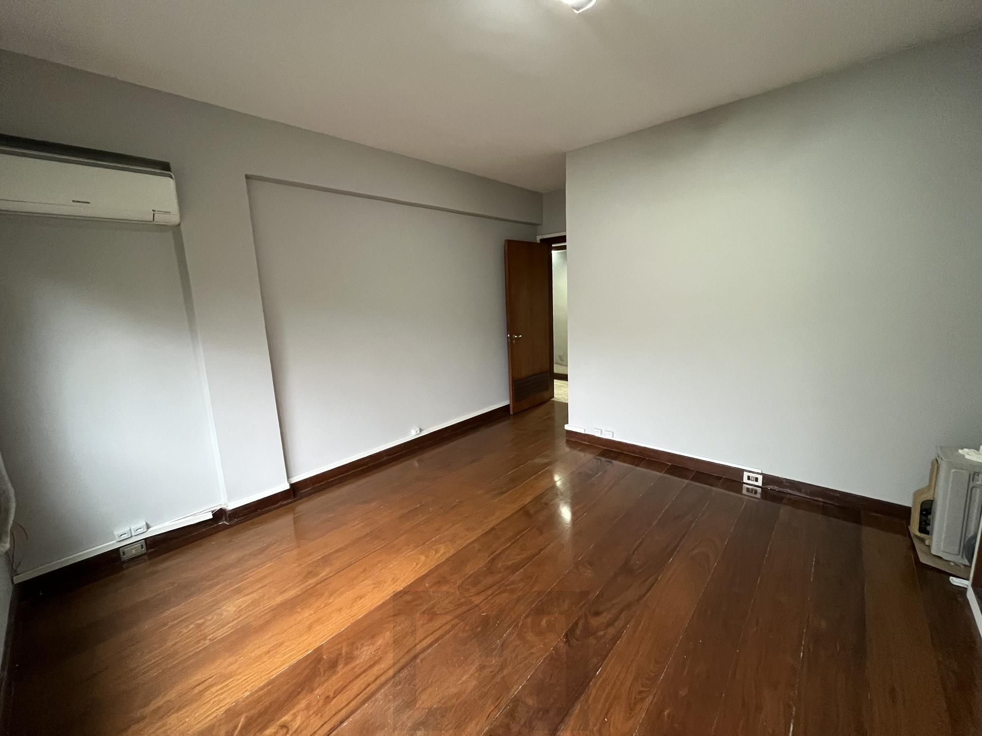 Apartamento de 3 quartos, suíte e 2 vagas de garagem no bairro Farroupilha POA — foto 14