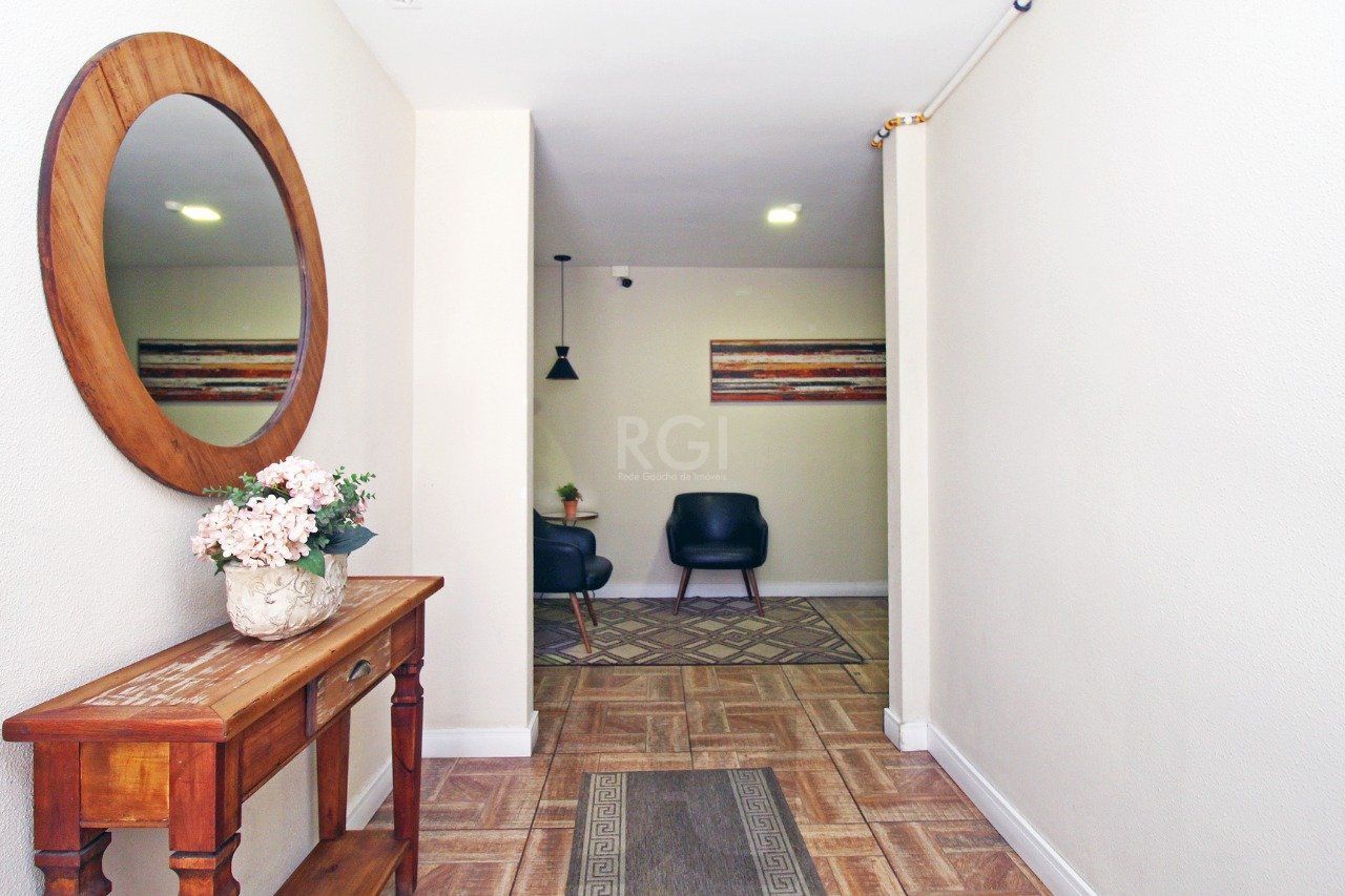 Apartamento de 3 quartos, suíte e 1 vaga de garagem no bairro Petrópolis — foto 22